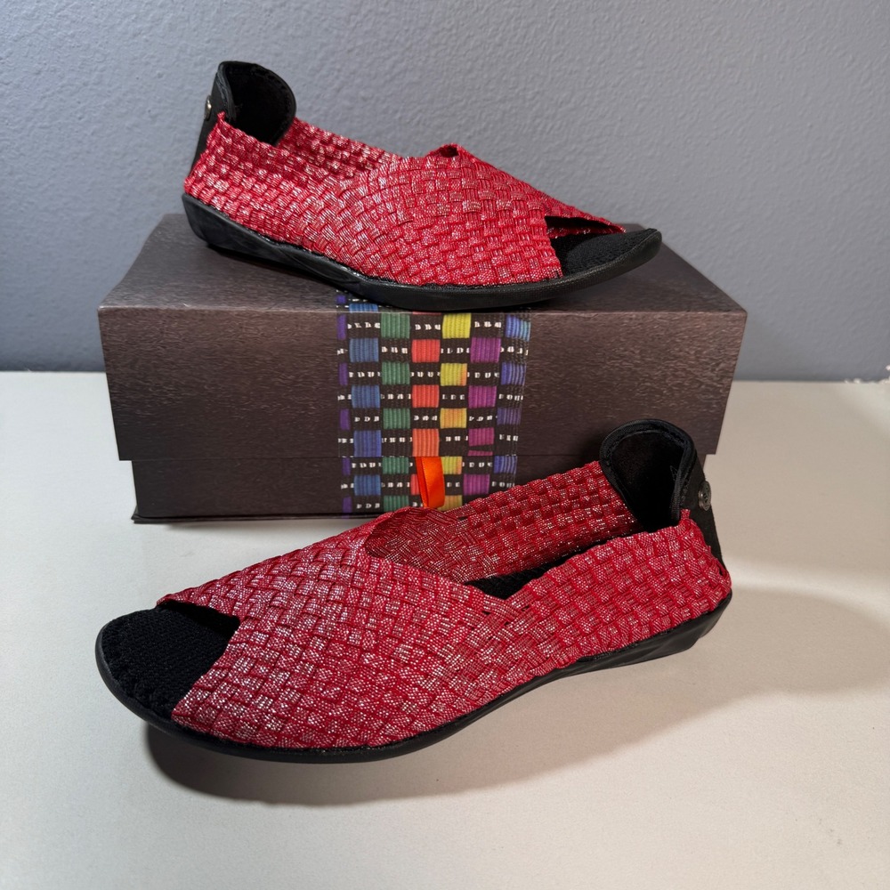 Bernie Mev Dream Flats Women 38 Red Woven Peep Toe Shimmer Memory Foam